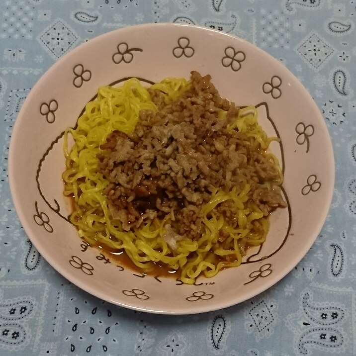 5分で担々麺✨インスタント味噌ラーメン➕豚ミンチで